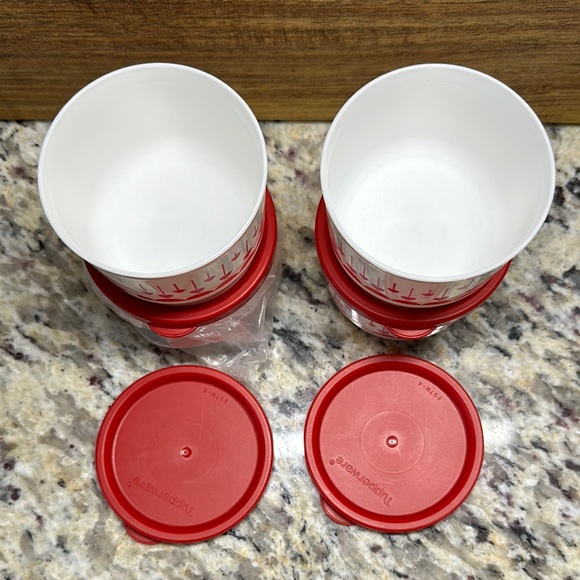 Tupperware Snack Cups Set of 4 - Picture 3 of 3
